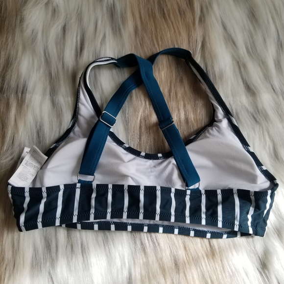 3×$25 Cupshe Striped Bikini Top Size Medium - Picture 2 of 5